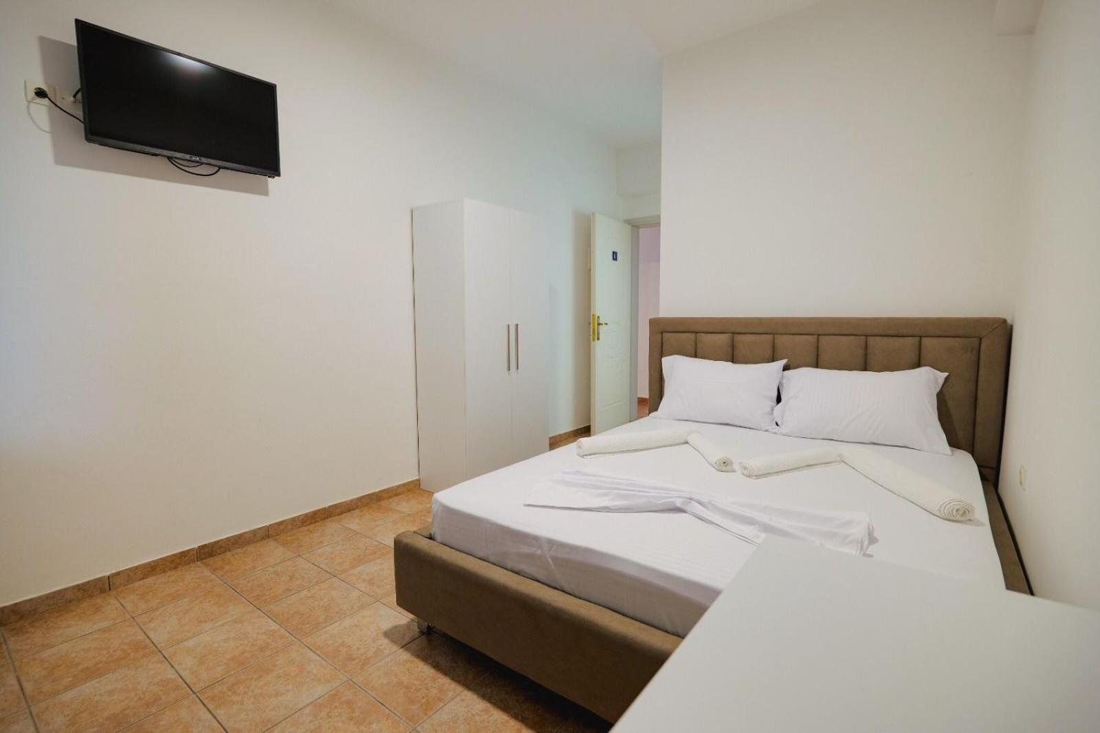 Mema Rooms Химара Экстерьер фото